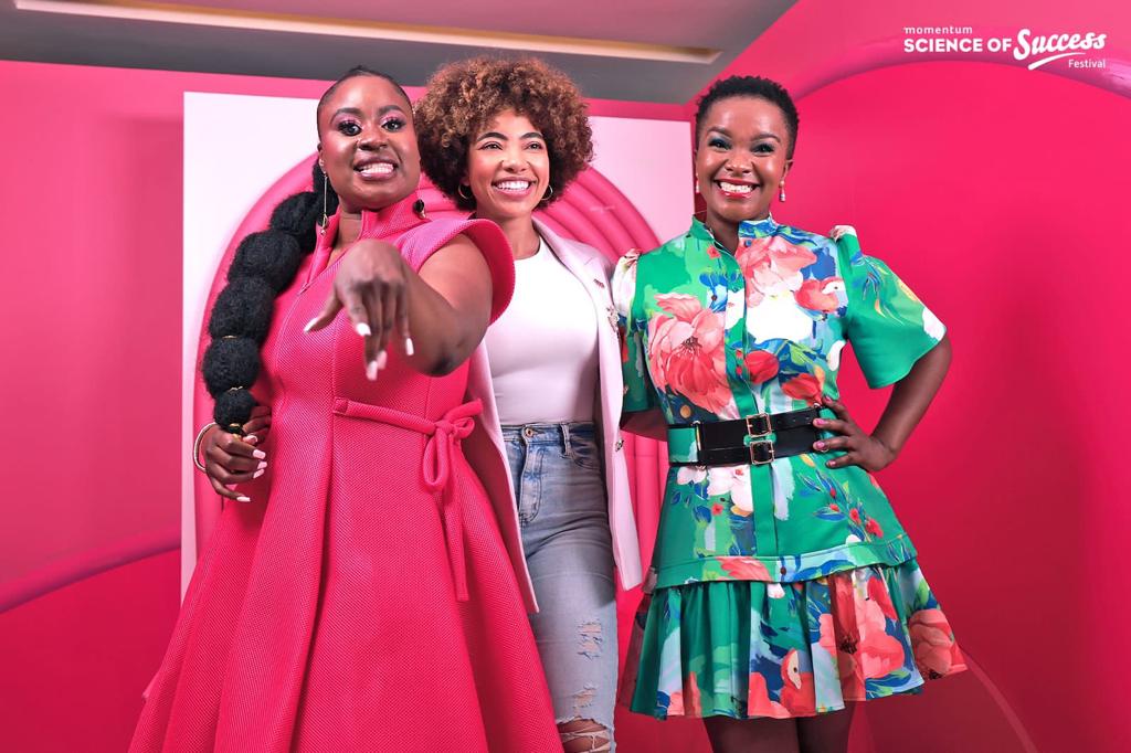 Momentum_za's tweet photo. It's a wrap! What a phenomenal 4th Science of Success Festival. The day was filled with ted talks, financial insights, success tips and tools that will empower you on your journey. Stay on #SuccesIsAScience for more. Don't miss out. https://t.co/jceJ3vM2Bx
