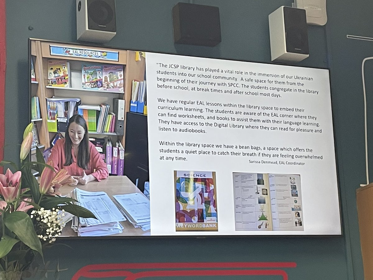 jcsplibraries's tweet photo. .@stpaulscclib librarian Hilary Cantwell on how her library supports EAL students in the school #SLGconf #EAL #DisplacedStudents https://t.co/NmFWahQ8Nv