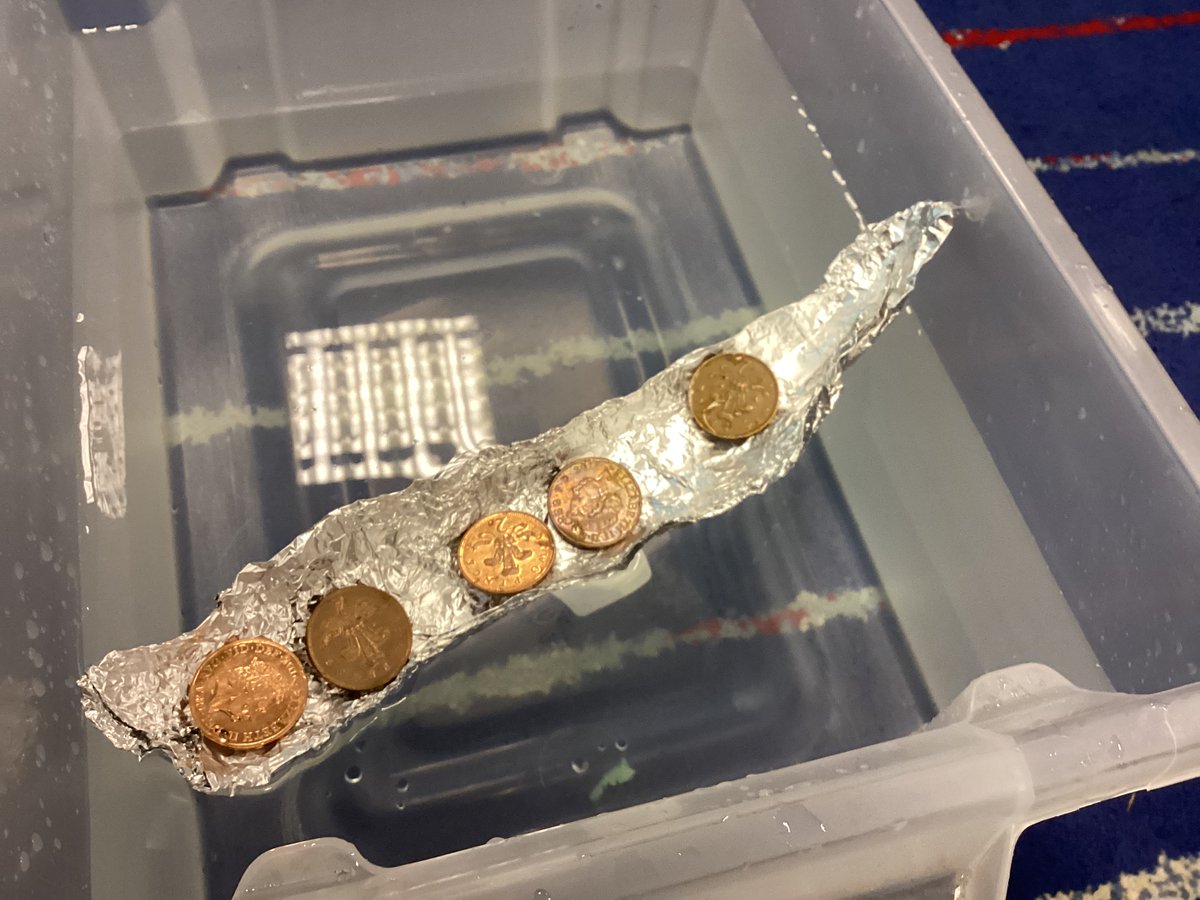 StainesPrepYr1's tweet photo. We have been learning about materials that float and sink in #StainesPrepScience we had a task to try and make the strongest boat out of tin foil. Our winners boat held 26 coins before it sank! #StainesPrepLearning #KS1Science https://t.co/yriS25h4JX