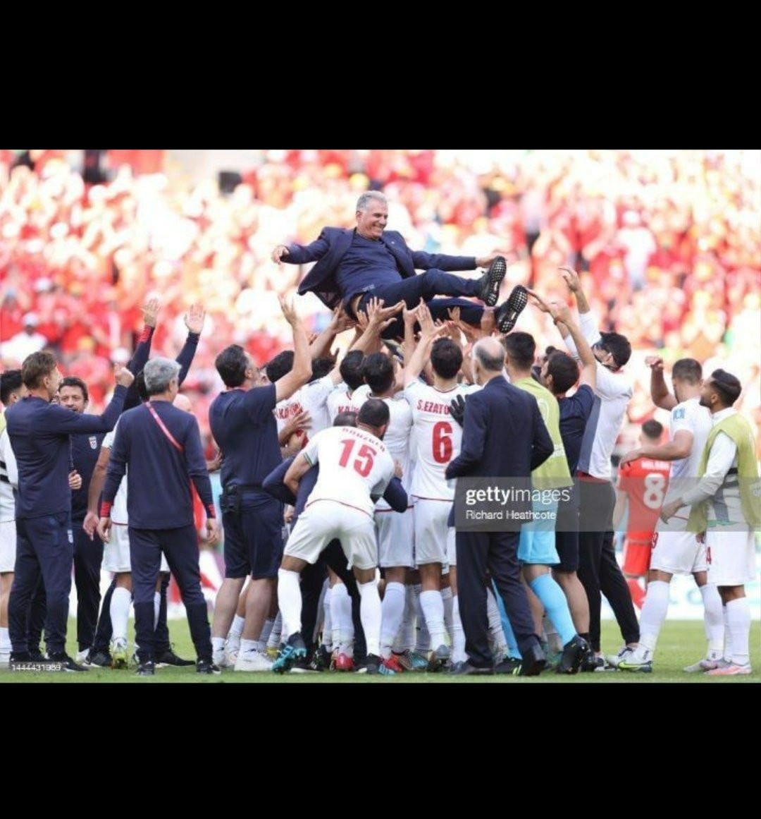 Parsa_23asf's tweet photo. پولشونو گرفتن
به هر شکلی مقاومت کردن در برابر حمایت از مردمشون
حالاهم دارن میرقصن
چطوری بگن پفیوز و حرومزاده ایم؟!!
چطوری بگن بی شرفیم؟!
چطوری بگن انسان نیستیم؟!
#مهسا_امینی https://t.co/vyX7AthDoj