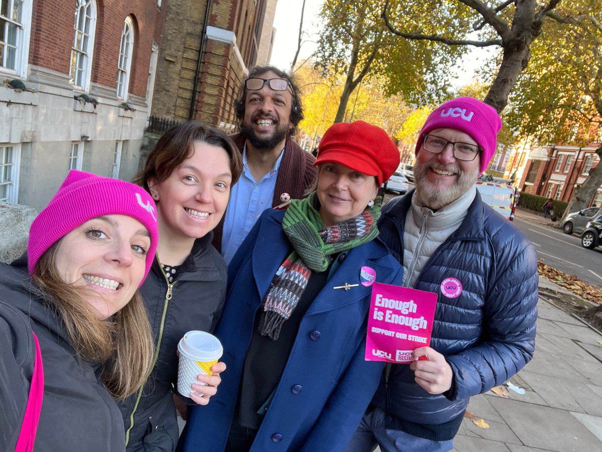 Claudia Civai 🇪🇺 (@claudiacivai) on Twitter photo Day 2 on the picket line ✊#ucuRISING #LSBUStrike <a href="/uculsbu/">London South Bank University UCU</a> <a href="/RachaelElward/">Dr Rachael Elward</a> <a href="/aptTyler/">Dr Allan Tyler opposes banning books.</a> <a href="/caitbeaumont/">Prof Caitríona Beaumont</a> <a href="/tugsandtost/">Matt Bond</a> Day 2 on the picket line ✊#ucuRISING #LSBUStrike <a href="/uculsbu/">London South Bank University UCU</a> <a href="/RachaelElward/">Dr Rachael Elward</a> <a href="/aptTyler/">Dr Allan Tyler opposes banning books.</a> <a href="/caitbeaumont/">Prof Caitríona Beaumont</a> <a href="/tugsandtost/">Matt Bond</a>