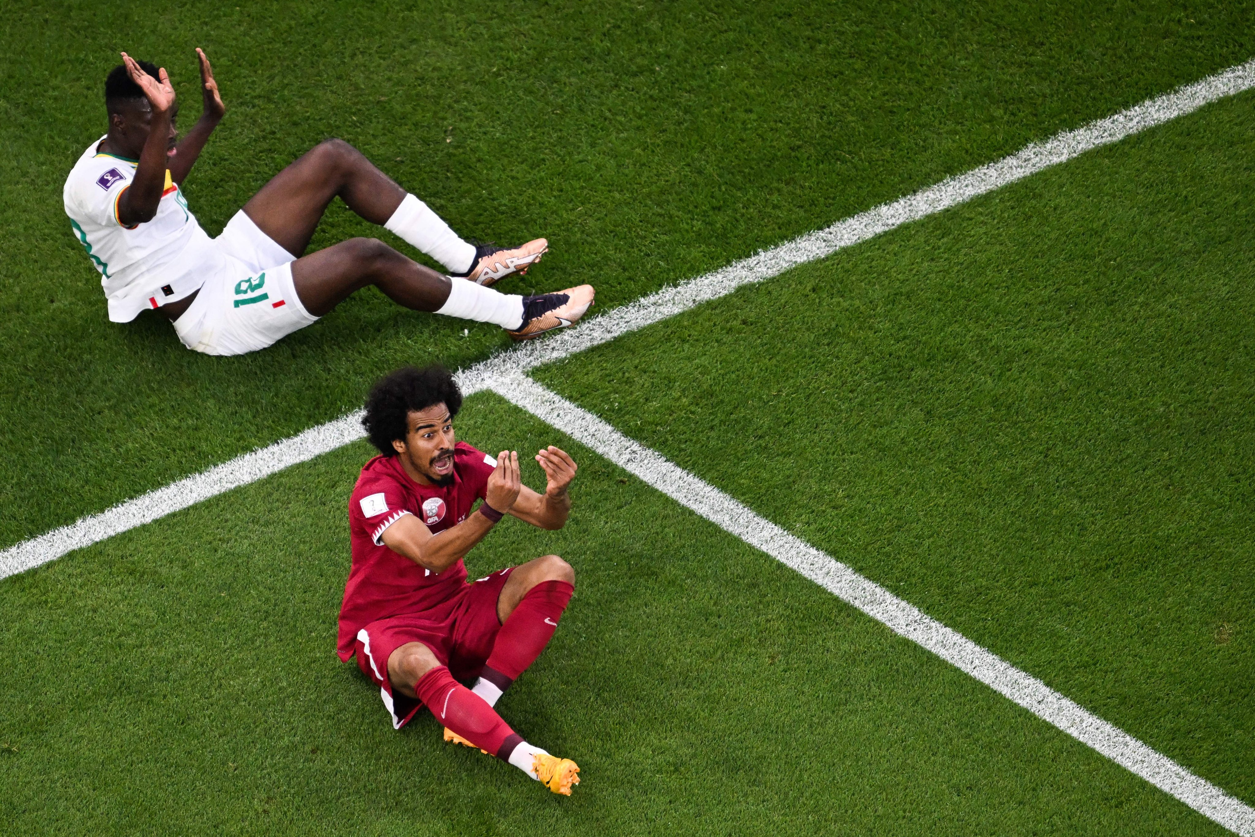 Fiah9qYWQAEEx6B?format=jpg&name=4096x409