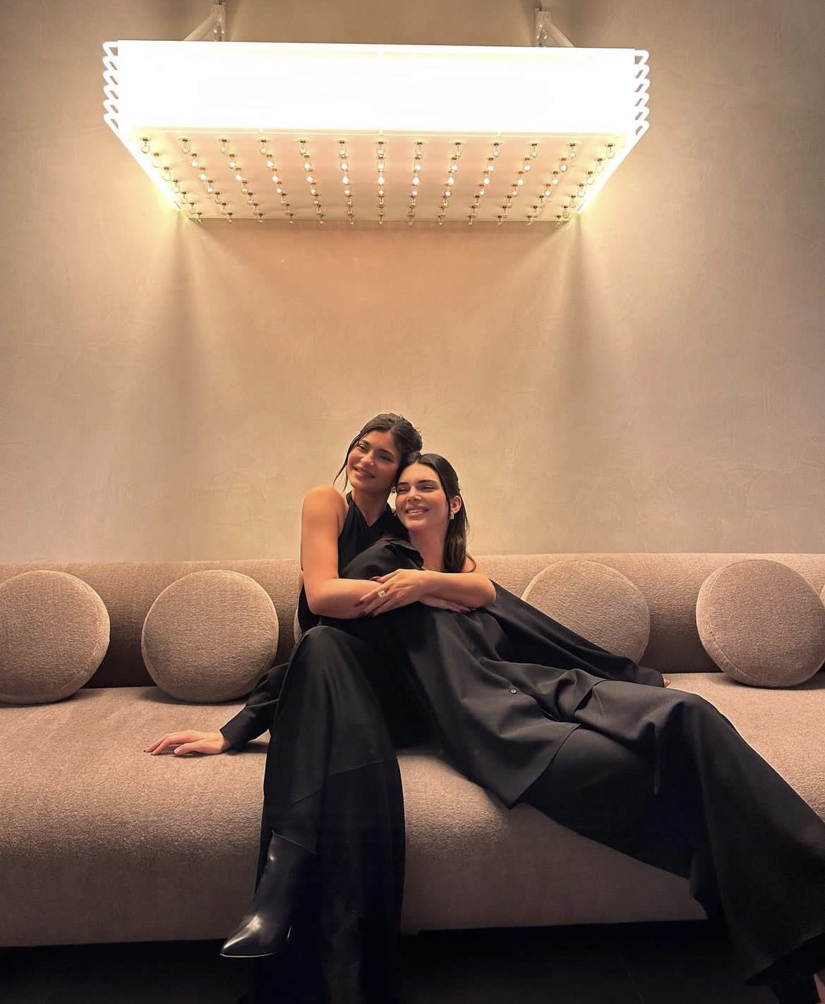 not-kendall-on-twitter-the-jenners-https-t-co-xuyomqfidj-twitter