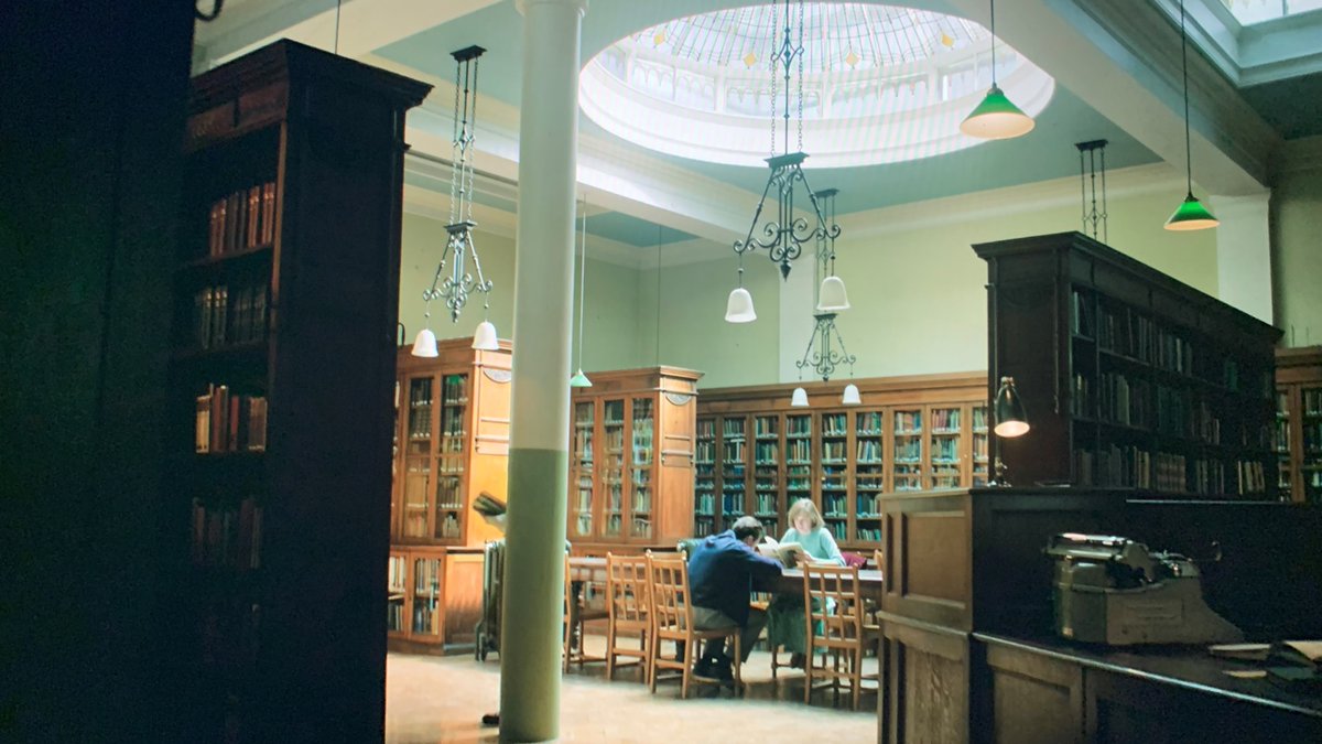 BishopsgateInst's tweet photo. We were delighted to welcome Harry Styles and Emma Corrin to the Bishopsgate Institute Library to film scenes for My Policeman. Now that the film's streaming on Prime, we've had a chance to see how beautifully it was shot.

Visit our library >> https://t.co/Y9DEr56lk9 https://t.co/a9pzrlwUvL