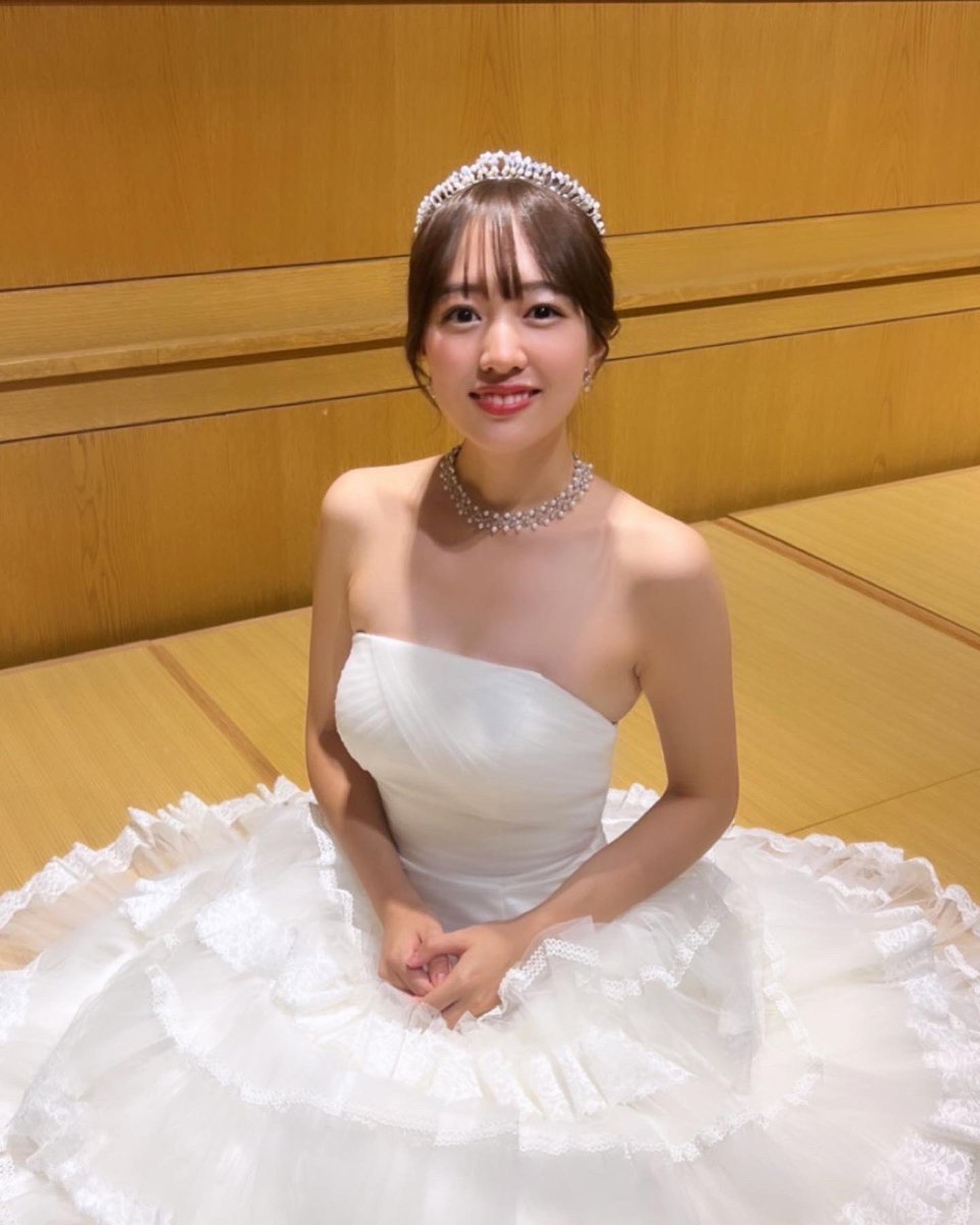 sugimoto_ayaka_'s tweet photo. みなさま！！
ご報告遅くなり申し訳ありません！！

約5ヶ月間、たくさんの応援をありがとうございました✨
私の今の気持ち、、読んでいただけたら嬉しいです。

本番の素敵なドレスはS・R・YDress様のご提供でした🫶
ふわふわしていてお気に入りのデザインです🥰 https://t.co/Hdvc3msbeg