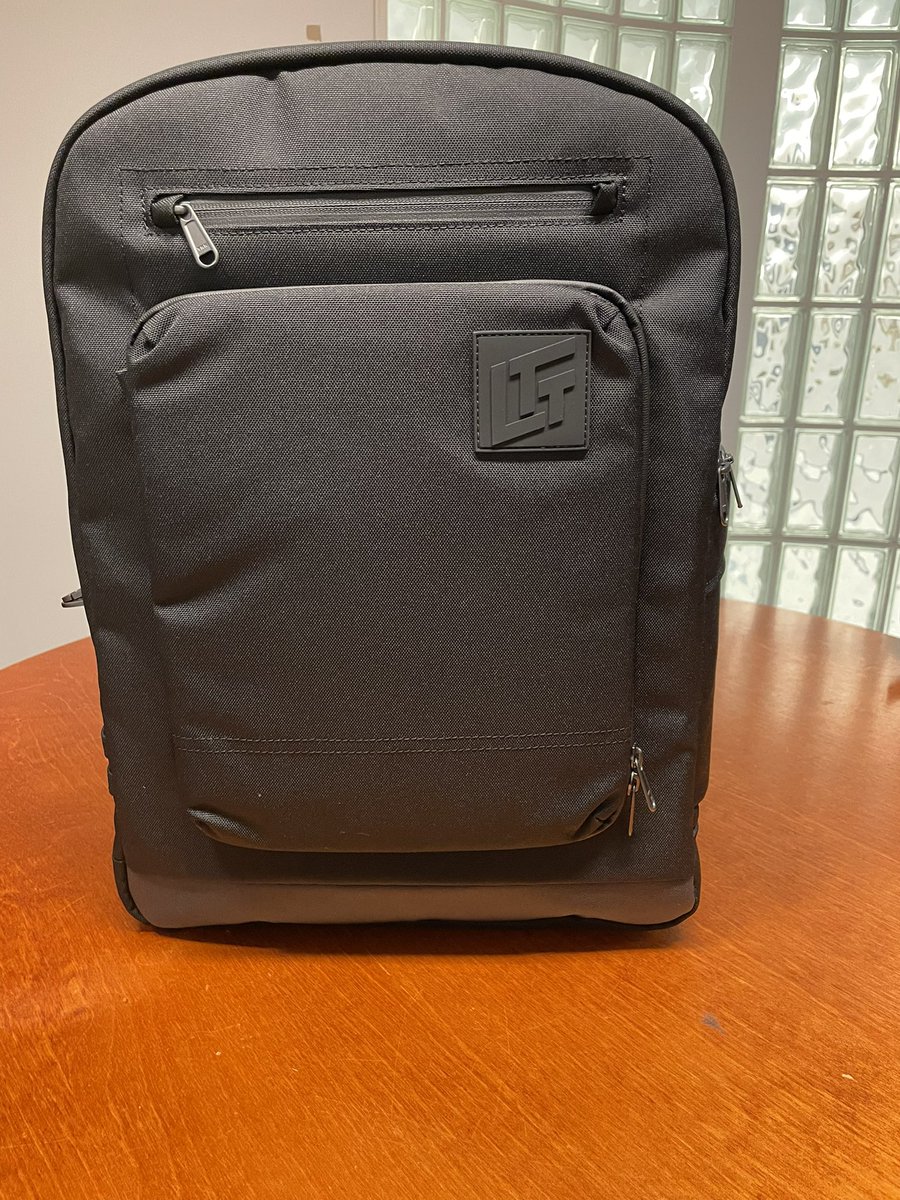 _Xinef_'s tweet photo. @nicklmg got backpack yesterday and I have to say that it is the best backpack I’ve had. Also thanks for support for quick refund, I had to pay VAT twice but support fixed this immediately after sending them a proof  of payment. https://t.co/QyWgRN7Oxy