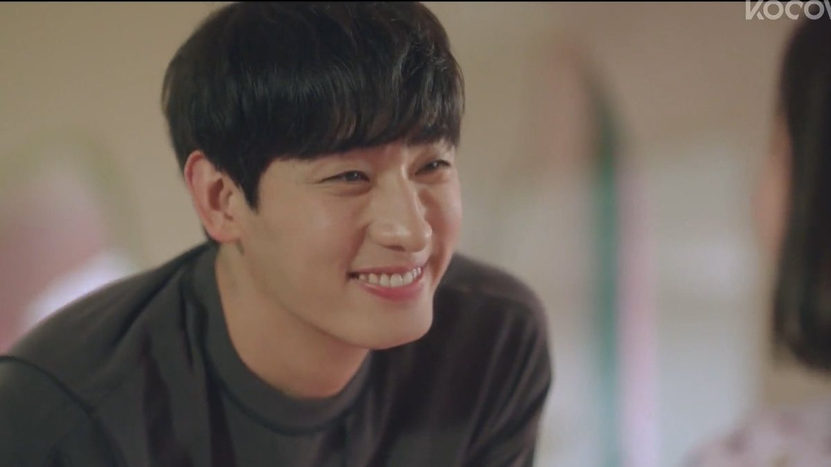 iconickdramas's tweet photo. Started watching #FanletterPlease and it's really a breath of fresh air from all the thriller kdramas <3 

It's just 4 episodes long so it's fast-paced and super fun to watch! I'm really enjoying seeing Sooyoung as a top actress and Yoon Park as a single father here! https://t.co/G8QkBnbARR