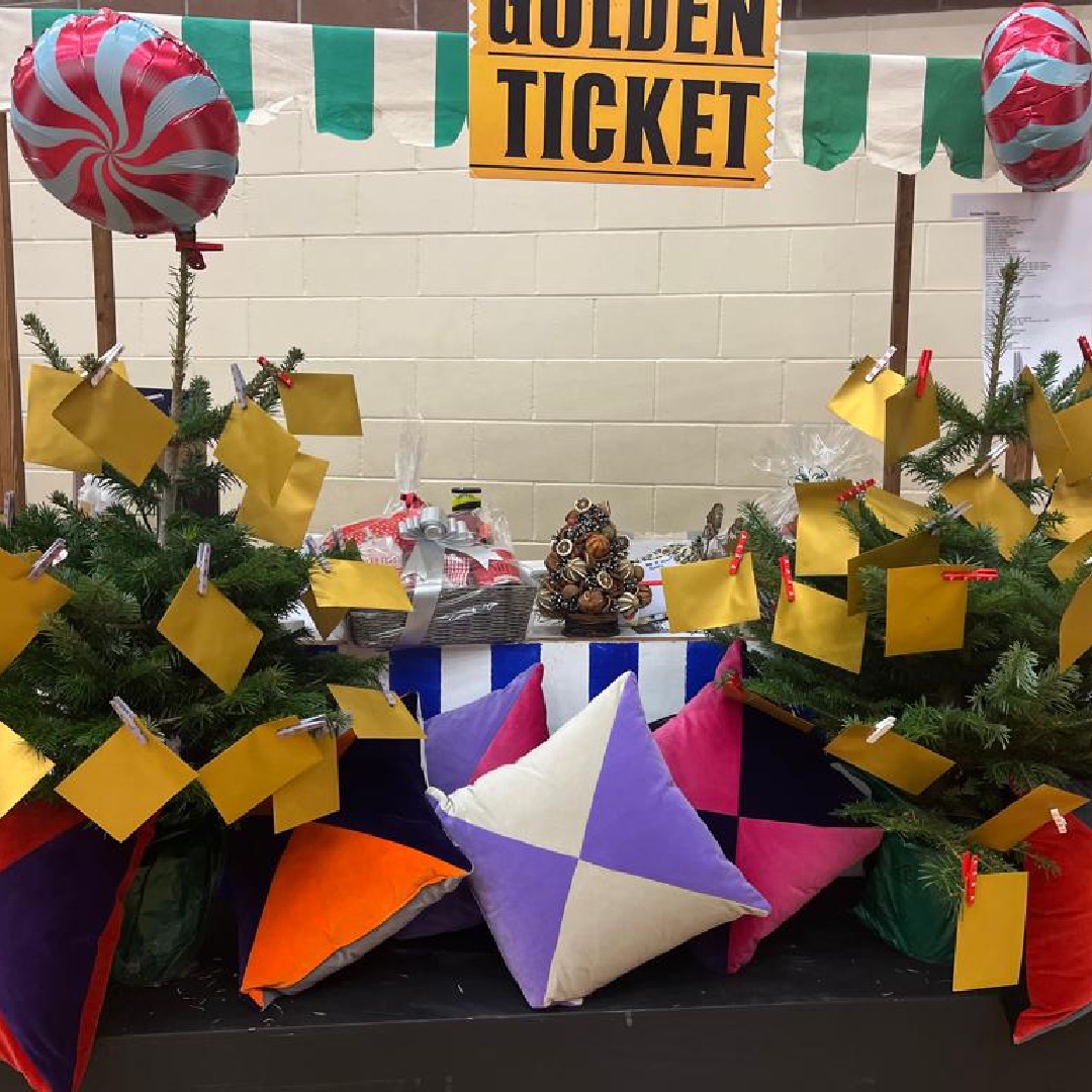 Our fabulous SMPA superstars have been very hard at work setting up our infamous St. Michael's Christmas Fair. We are ready and excited to welcome everyone to the Sports Hall for fun and festivities. Open until 16.00 today.