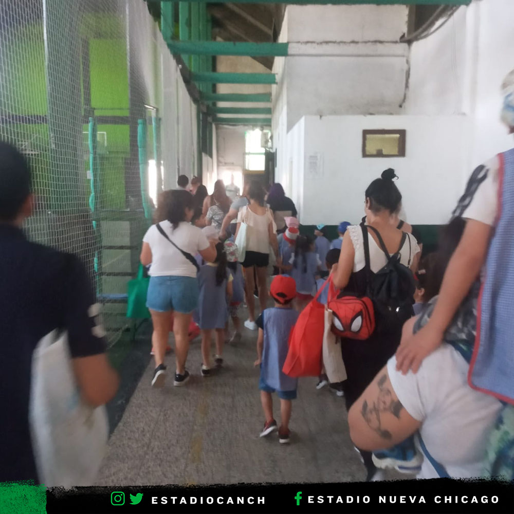 EstadioCANCH's tweet photo. 🏫 Ayer por la mañana, nos visitó el colegio N° 11 D.E. 21 "Abuelas Plaza de Mayo".

¡Gracias por la visita! https://t.co/Pp73UPFswi