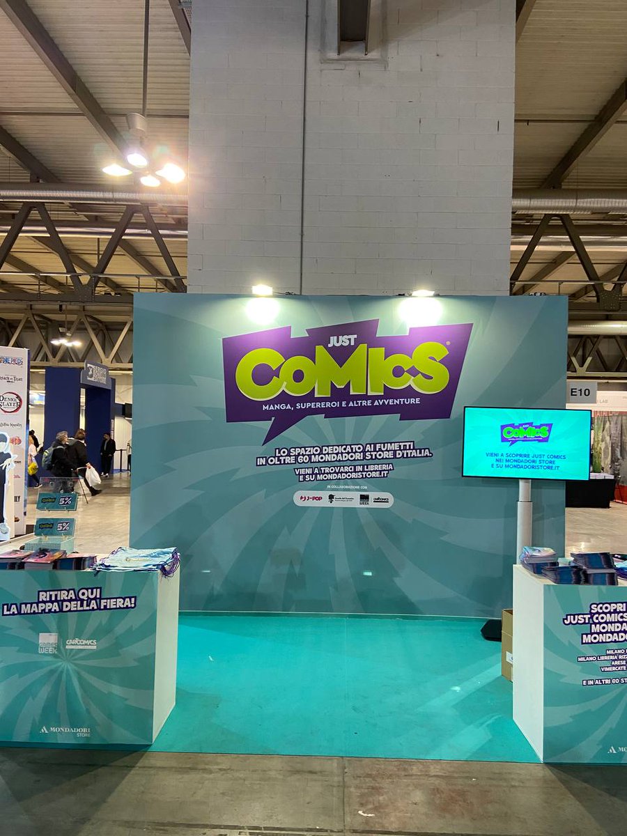 MondadoriStore's tweet photo. Da questa mattina siamo a #Cartoomics #MilanGamesWeek con il nostro stand #JustComics. Ti aspettiamo in fiera fino a domenica per ritirare uno splendido gadget 🥰 https://t.co/LdzNfCqxnR