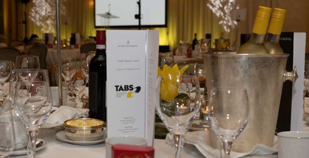 Tabs tweet media