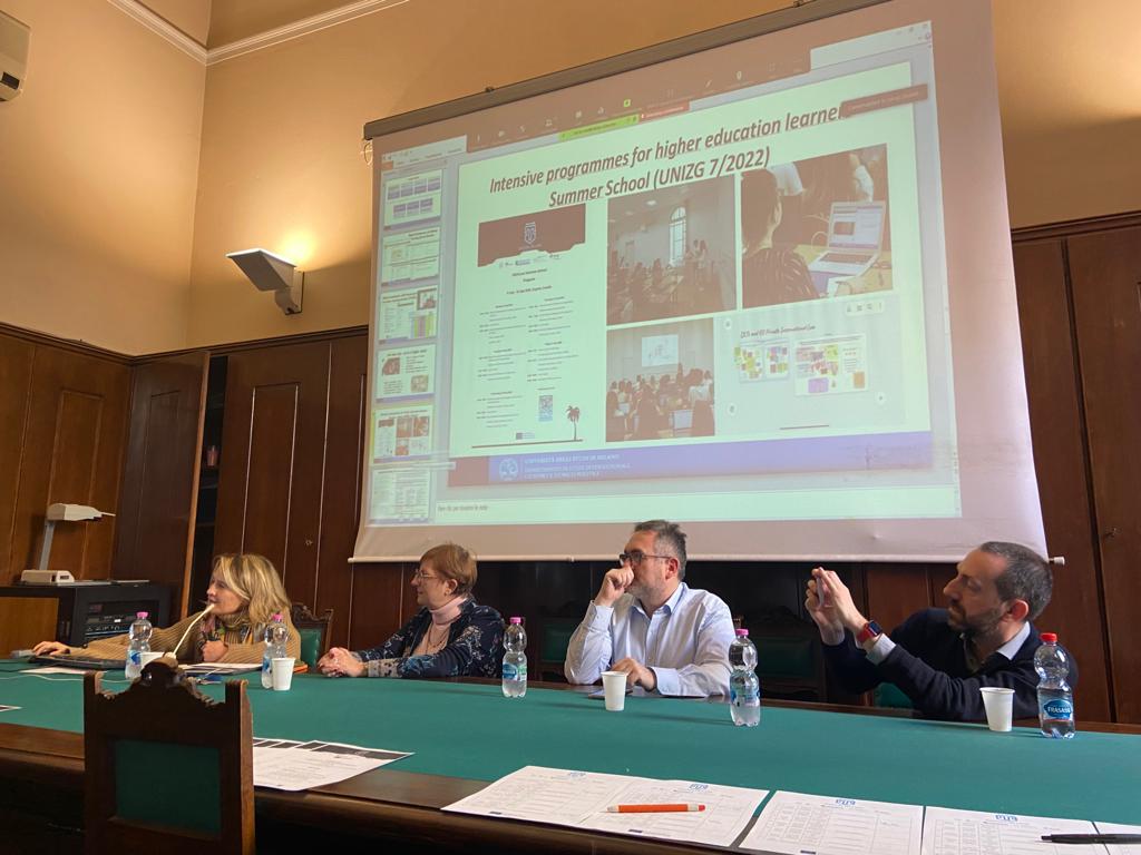 diginlaw's tweet photo. ❗️Live from Milan❗️
The first national multiplier event within the DIGinLaw project has just started. 😎 
The University of Milan is holding an event entitled "La digitalizzazione nella formazione superiore", dedicated to raising awareness on digitalization of higher education.💻 https://t.co/5ywJzPdCBj