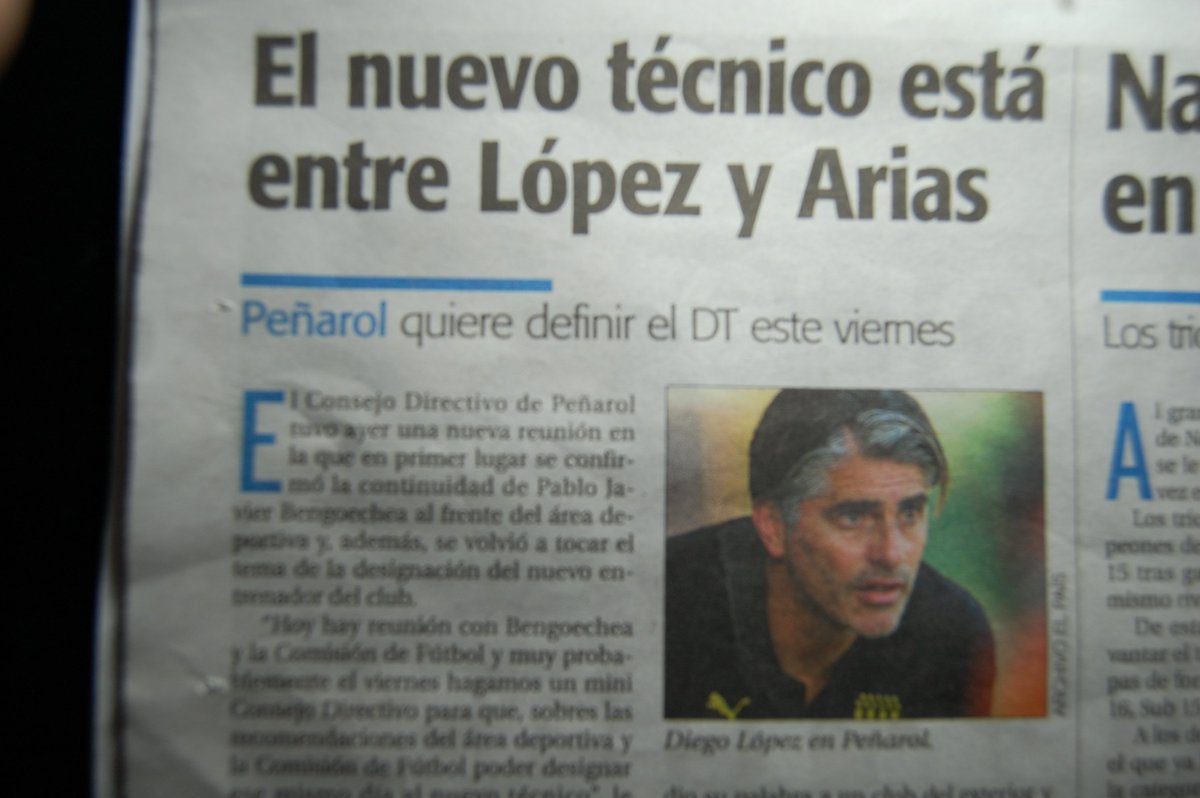 Flores34General's tweet photo. I N C R E I B L E !!!!!   SI RUGLIO VUELVE A TRAER A ESTE INÚTIL, QUE HUBO QUE ECHARLO Y NO CAMINÓ EN ESPAÑA NI EN EL PEOR CLUB, PUES, HABRÁ QUE ECHAR A RUGLIO HOY MISMO!!!!!  ESTO Y A SE ESTÁ PASANDO. INCLUSO DEJARON A BENGOECHEA, ENTRE GALLOS Y MEDIAS NOCHES!! https://t.co/J1KvxfF8Uz