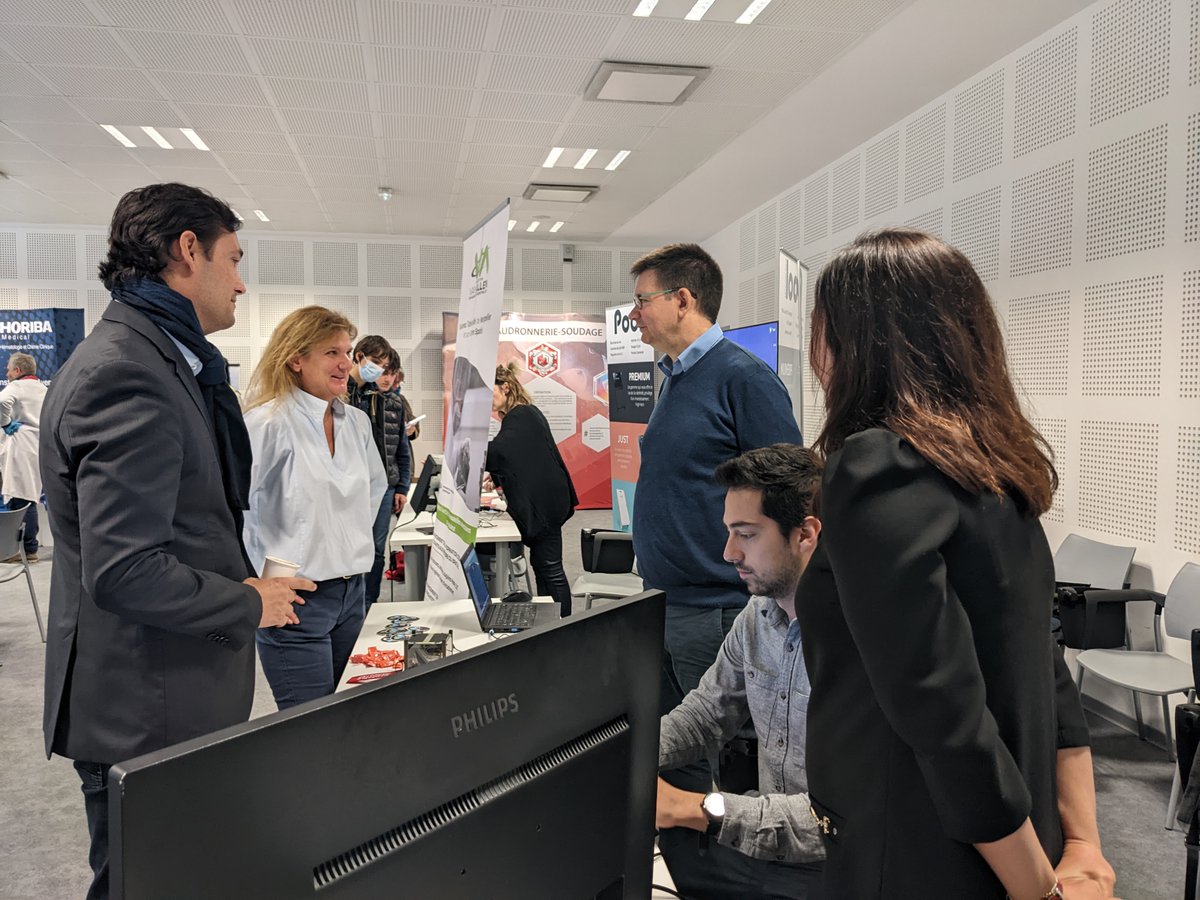 Nos #ingénieurs <a href="/realAmKnock/">Amaury</a> et Juan ont présenté leurs #métiers aux jeunes lycéens et collégiens lors de l'#IndustryCamp organisé par @PF_UimmLR ! La relève est assurée ! 💪<a href="/umontpellier/">Université de Montpellier</a> <a href="/FVA_um/">Fondation Van Allen</a> @UIMM_Occitanie