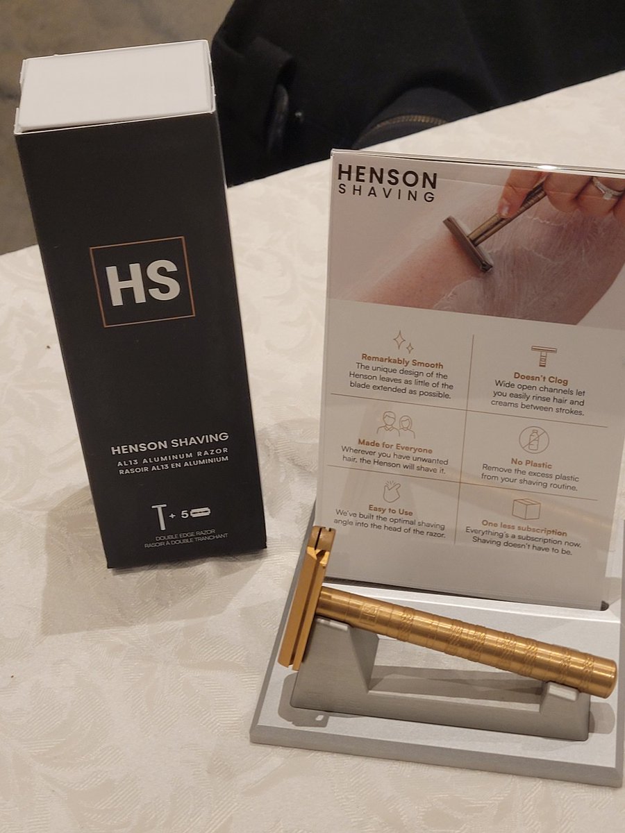 Part of our @CFFBKW meeting this morning features @HensonShaving ! More than a couple of members picked up an excellent Christmas gift! #FamilyBusiness