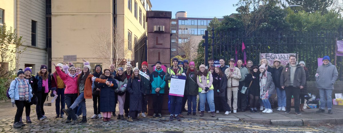 Picket Line Day 2. 

This is a Picket, not a Pandemic. So why randomly re-introduce online teaching this week 👀 🤷?