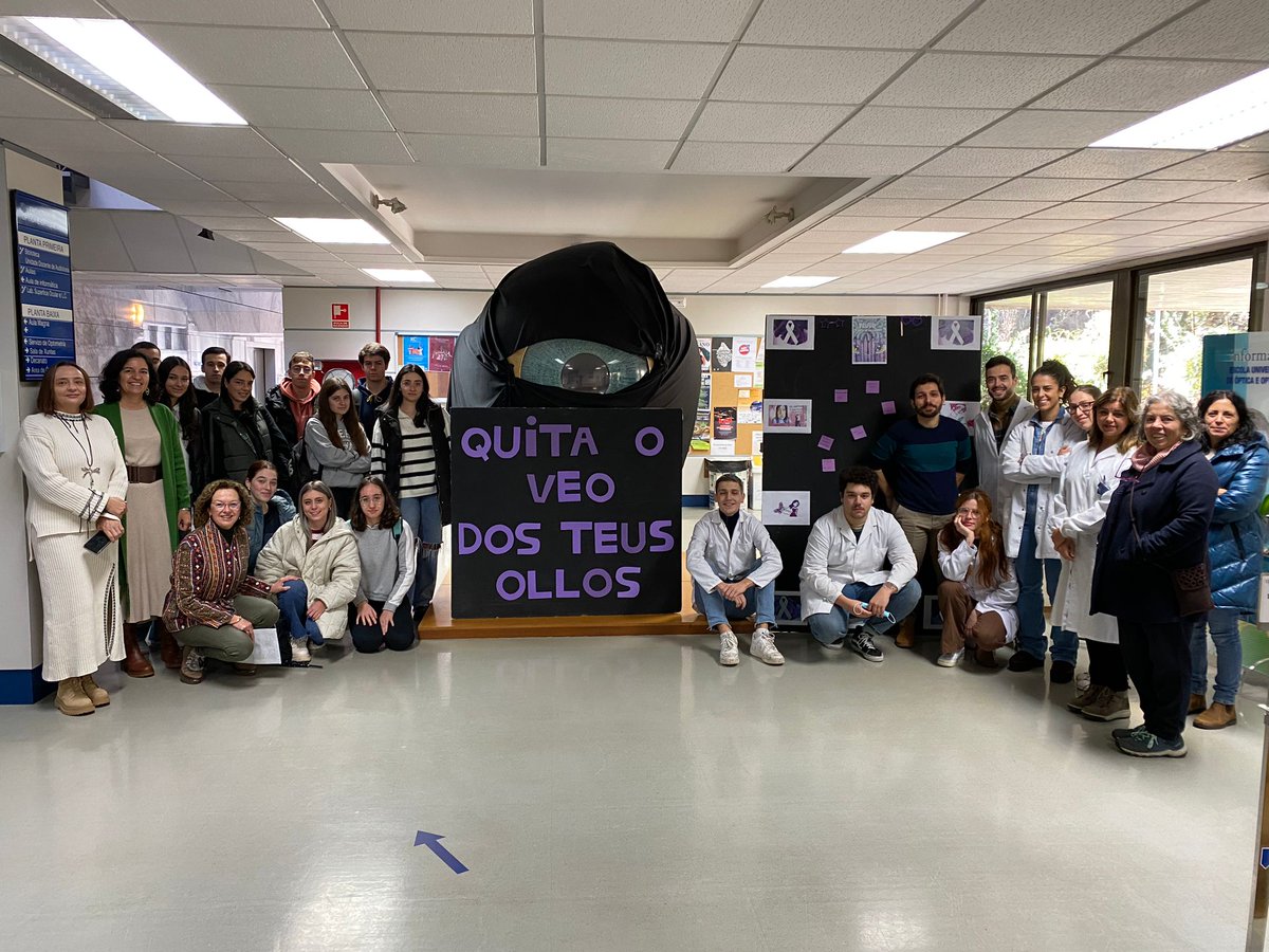 A #FooUsc súmase ás actividades conmemorativa co gallo do Día Internacional para a Eliminación da Violencia contra as Mulleres, coa lectura do manifesto 25N e a retirada simbólica do veo