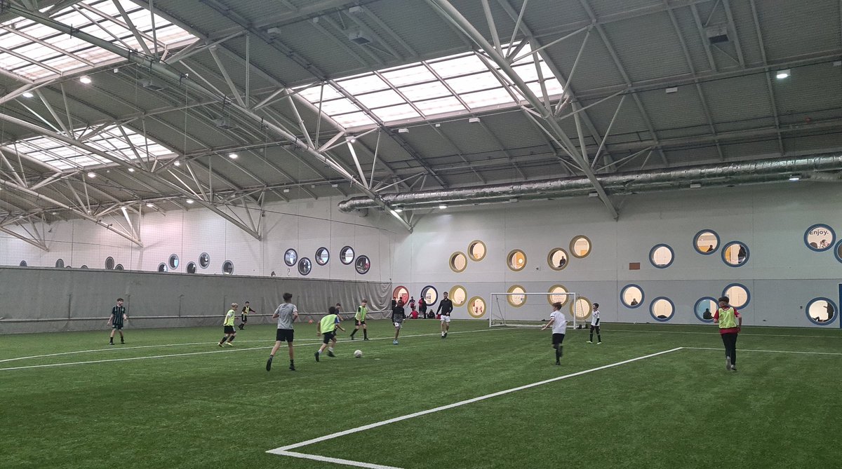 AscoltaCL's tweet photo. Another weekend to be thankful for the indoor pitch at Aberdeen Sports Village last week!

This weekend is the last of Block Ten's sessions.

Block Eleven is now available for booking through the link!

https://t.co/1sHWJrMWbR

⚽️🏴󠁧󠁢󠁳󠁣󠁴󠁿

#BelieveTrainAchieve #EverythingIsPractice https://t.co/rO1YdTtzus