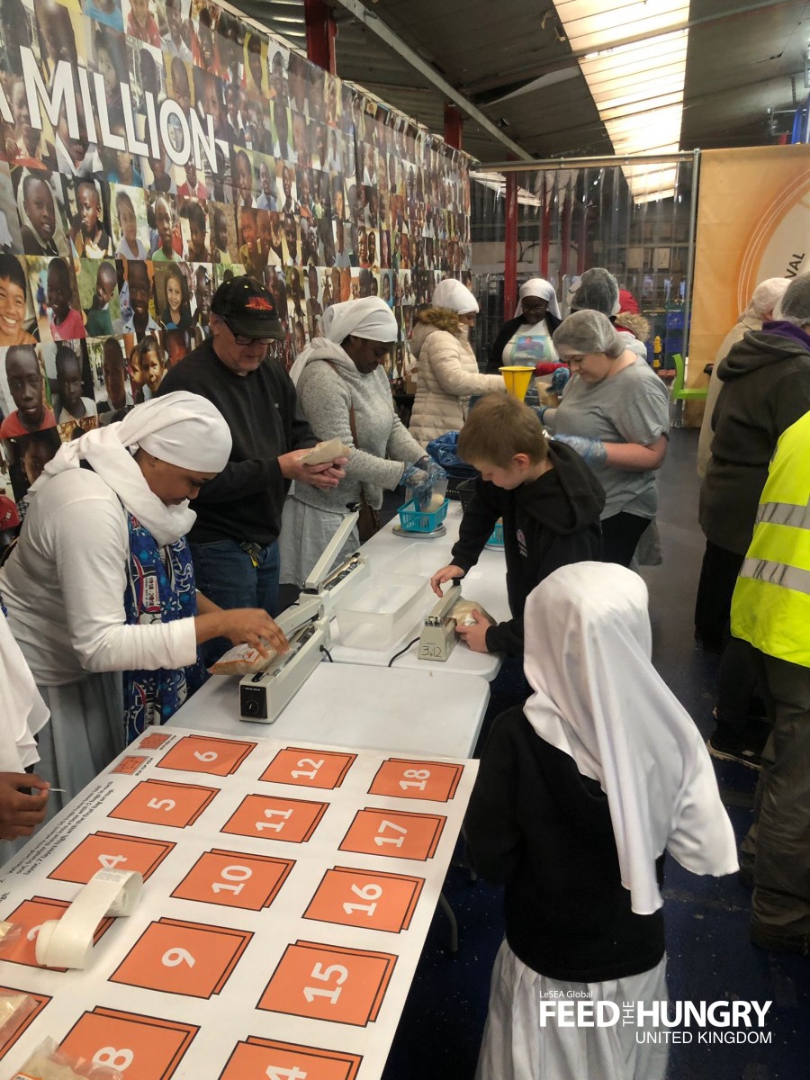Can we just talk about last Saturday again? We all had so much fun with so many of you fabulous lot 👏. You all packed a whopping 27,000 meals! 🎉. These will be heading to our school feeding programmes in Africa.