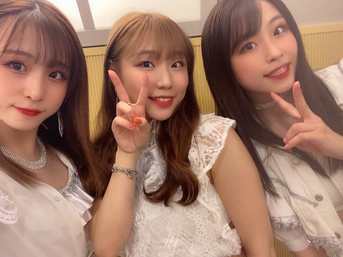 明日のLIVEでの1部のR dance studioのオーナーは実は、、大好きな同期で元メンバーのリノです😙💕こんな形でまた同じステージに立てるのが凄く嬉しい☺️💫本当に楽しみ☺️✨✨