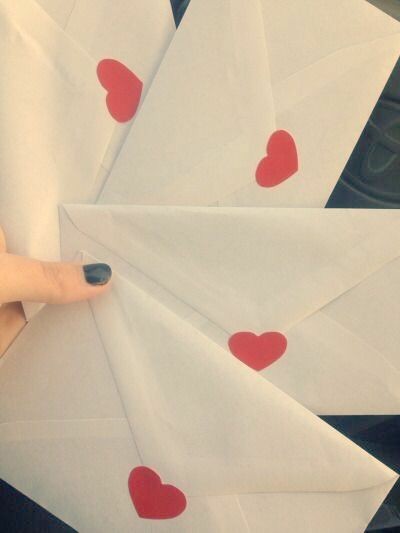 BrellaNoe's tweet photo. ^Secret Letters^ 
#niksun / #sunki  series AU

Alby, sudah menyimpan rasa kepada teman satu sekolahnya. Tapi tidak berani mengungkapkan perasaannya, sampai suatu hari alby punya ide yang cukup unik untuk menyampaikan perasaannya kepada jiro.

Event @sunki_basehome #sunkisnowhite https://t.co/g2OcpSu0I6