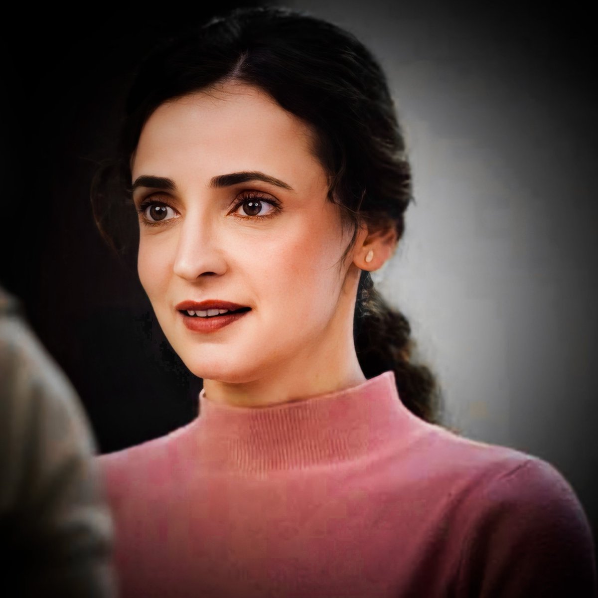 akcreat69246867's tweet photo. Beauty
#sanayairani https://t.co/rN5DhU2TPU