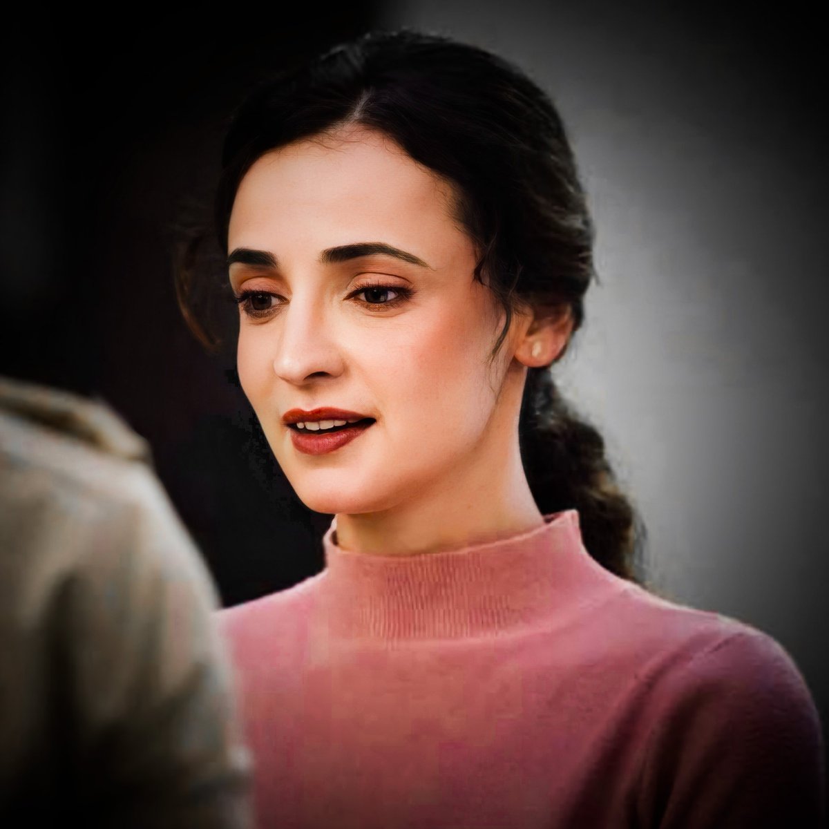 akcreat69246867's tweet photo. Beauty
#sanayairani https://t.co/rN5DhU2TPU
