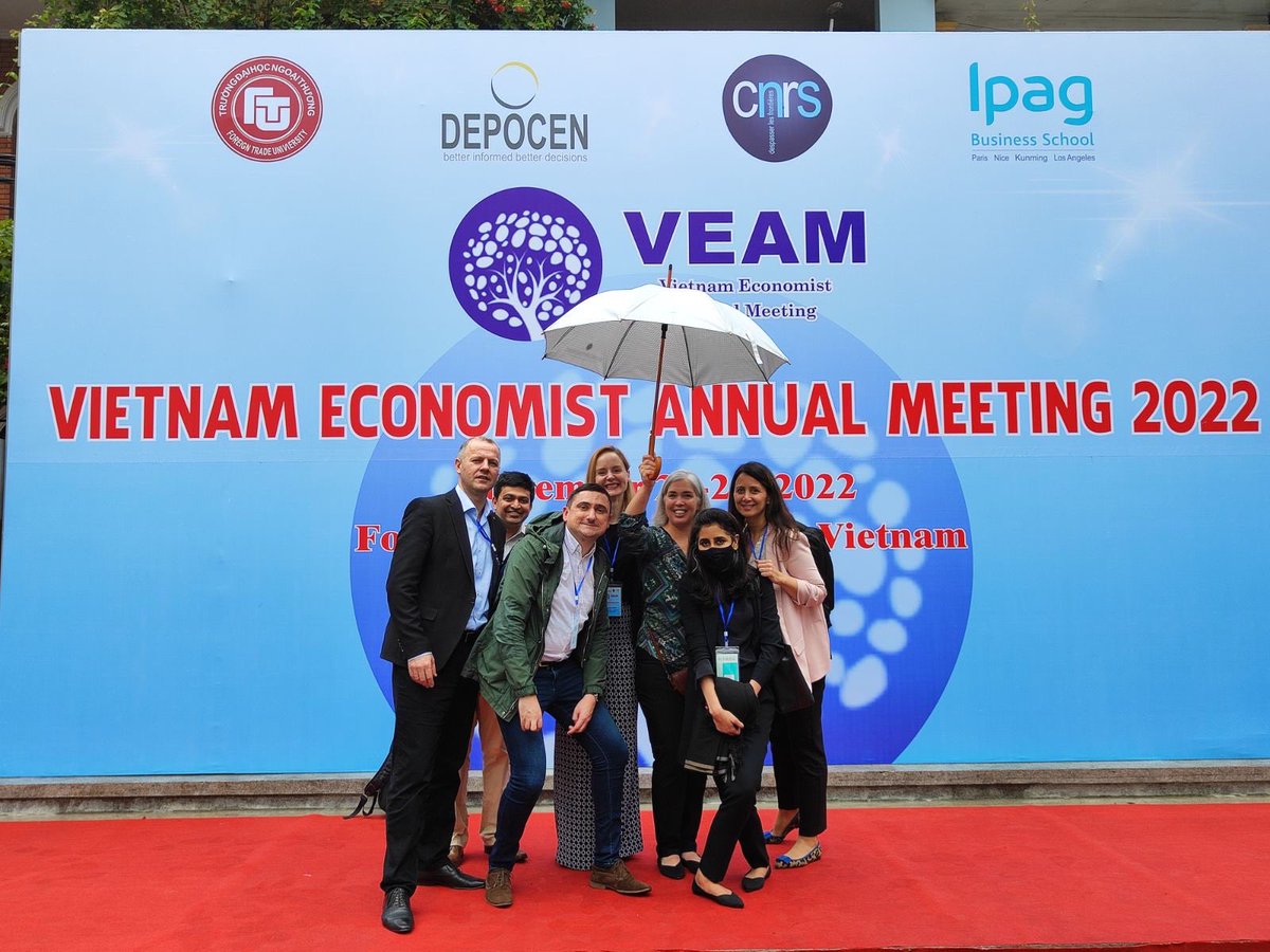 <a href="/IseaMne/">ISEA MNE</a> researcher <a href="/MugosaAna/">Ana Mugosa</a> presented the research results 📊 of the paper "Crowding-out #tobaccouse in 🇲🇪" at the Vietnam Economist Annual Meeting (VEAM, Hanoi 2022).
📍Veam is the leading global economic conference.