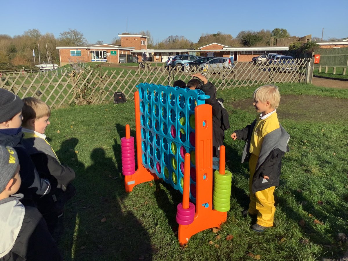 WCPS_Year1's tweet photo. Year 1 have had a brilliant day at Thames Young Mariners developing out teamwork and leadership skills! #wimbledon #ks1 #oudoorlearning #preprep #sw19 #sw19mums https://t.co/s4rKxBKY7Z