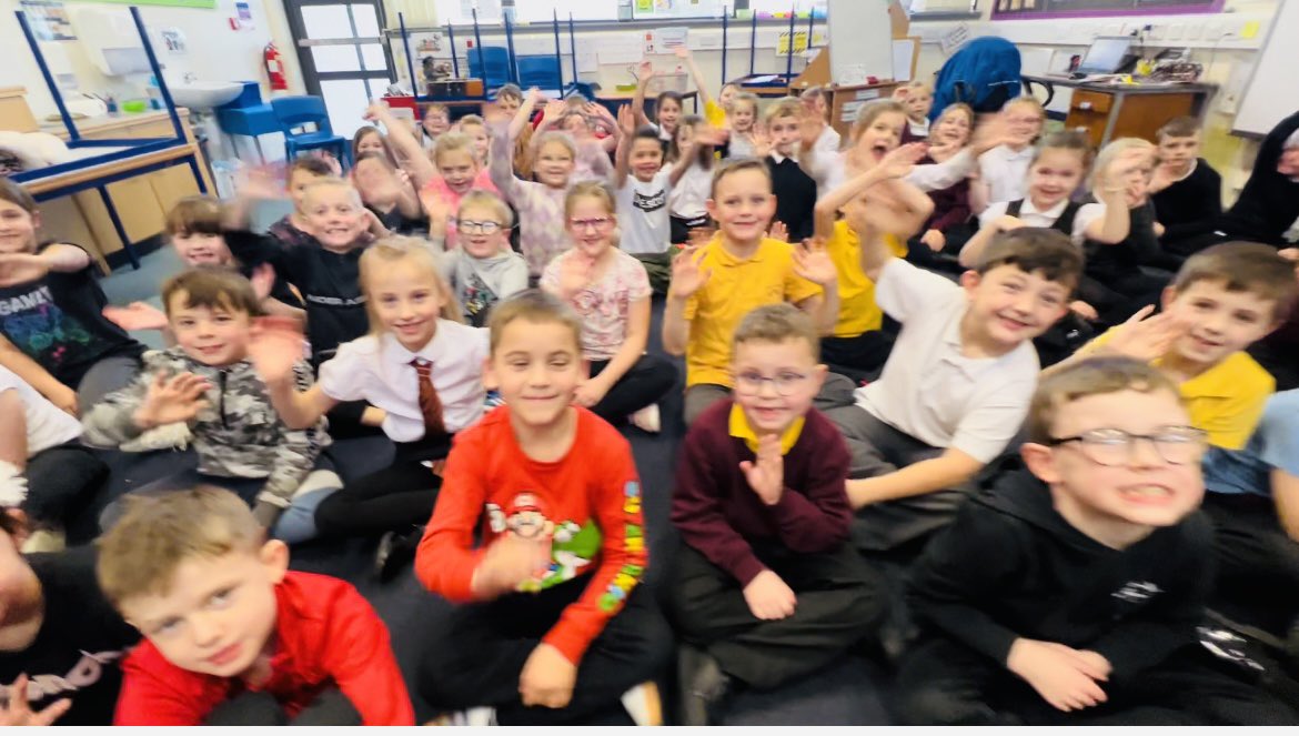 the__beatbox's tweet photo. Not only are these stars rehearsing for the first live nativity since 2019, but theyโre also recording for their videoed nativity! Some amazing soloists as well as fab group singing (and some fun recording too!) ๐ฅฐ #nativitytime https://t.co/AMCQ6tcAos