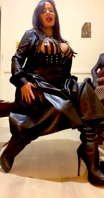 Your &ldquo;pissing in leather&rdquo; custom clip has been filmed leather bitch ! https://t.co/fbZFeeAT7V<a href="/tag/chastity"class="tags"><span>#chastity</span></a>