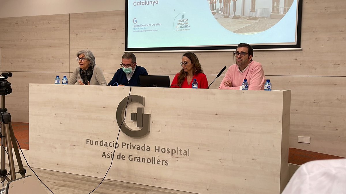 Avui a <a href="/hggranollers/">Hospital General de Granollers</a> hem parlat del futur dels CEA de la mà de la <a href="/SCBioetica/">Societat Catalana de Bioètica</a> ! Una bona oportunitat per trobar a amics i coneguts que fins ara només haviem vist online! Gràcies per convidar-me a participar! #bioetica #salut #lleida