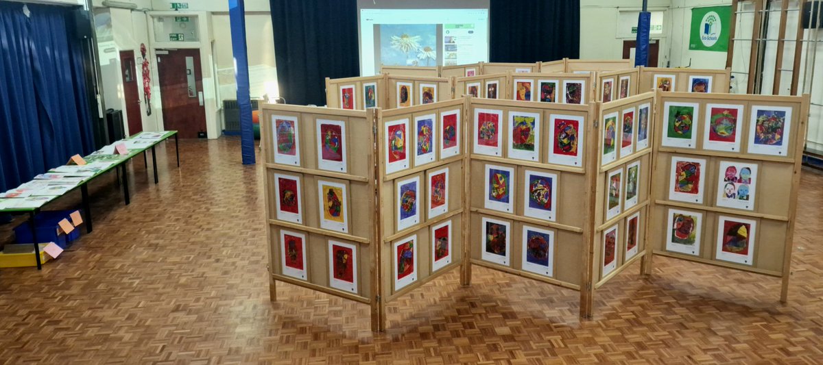 RoseacreJuniors's tweet photo. Today, it's the turn of Years 3 and 4 who are having their brilliant artwork showcased 🖼🎨 The hall will be open after school until 6pm. 
Whilst not on display, the artwork of our Year 5 and 6 classes is still available to view and purchase tonight. https://t.co/gWbJ96YCRk
