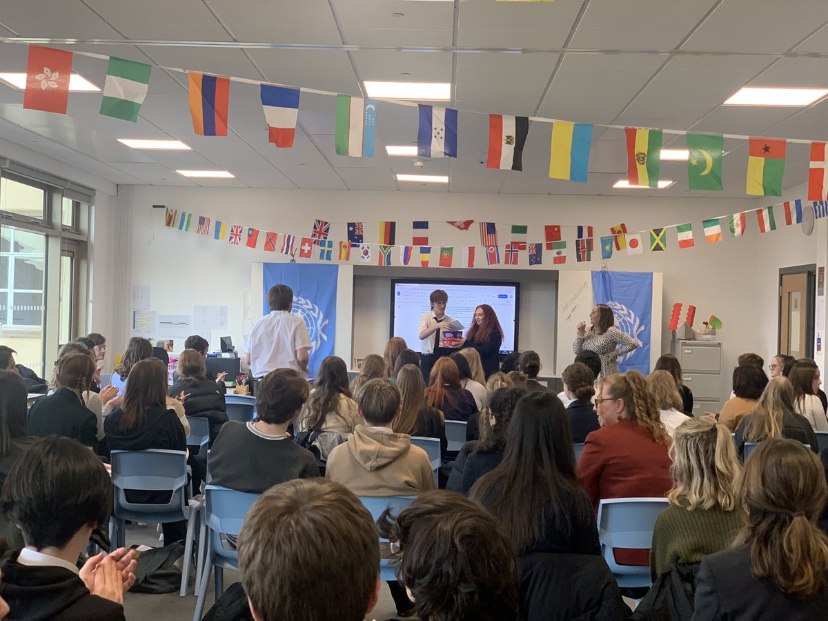 DGS Mod Studs (@modstudsdgs) on Twitter photo Huge congrats to India (Logan, Mason, Caitlin & Theo) who won the Outstanding Delegation award at <a href="/NorthBerwickHS/">North Berwick HS</a> Model UN 👏🏽 Huge congrats to India (Logan, Mason, Caitlin & Theo) who won the Outstanding Delegation award at <a href="/NorthBerwickHS/">North Berwick HS</a> Model UN 👏🏽