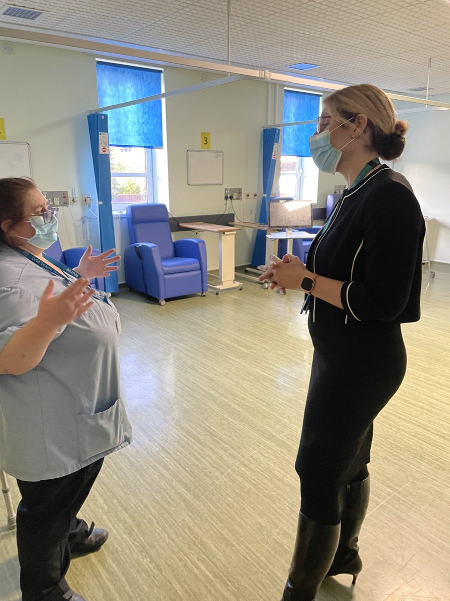 Lucy (@lucythomas14) on Twitter photo Great to be out with <a href="/DawnScrafield/">Dawn Scrafield</a> today meeting the teams on our elderly care wards. Thanks to <a href="/bucksey1/">claire buckell</a> for showing us the huge impact <a href="/MSEHospCharity/">π Mid & South Essex Hospitals Charity</a> and @MSEVolunteers make to patient care. Great to be out with <a href="/DawnScrafield/">Dawn Scrafield</a> today meeting the teams on our elderly care wards. Thanks to <a href="/bucksey1/">claire buckell</a> for showing us the huge impact <a href="/MSEHospCharity/">π Mid & South Essex Hospitals Charity</a> and @MSEVolunteers make to patient care.
