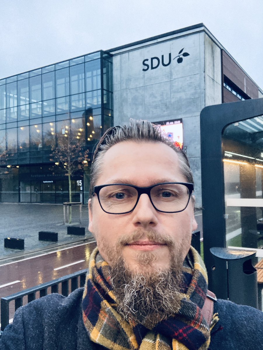 Carsten Levisen tweet media