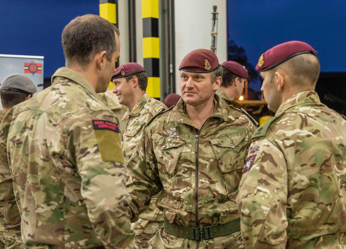 16AirAssltBCT's tweet photo. A meeting of minds from across @DefenceHQ was held to consider how best to respond to global crises.

The Very High Readiness Study Day was held at Merville Barracks, to discuss lessons learnt and how to plan for the uncertainty of contingency operations.

#GlobalResponseForce https://t.co/xkwFTviiWJ