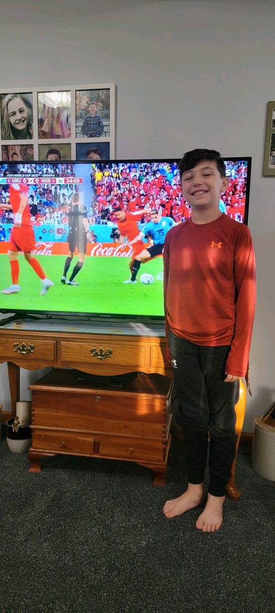 wcusc1's tweet photo. Thanskgiving World Cup.  Bonus points for Japan, Saudi Arabia, Mexico, USA, Ecuador, Iran https://t.co/9BekE7GKWA