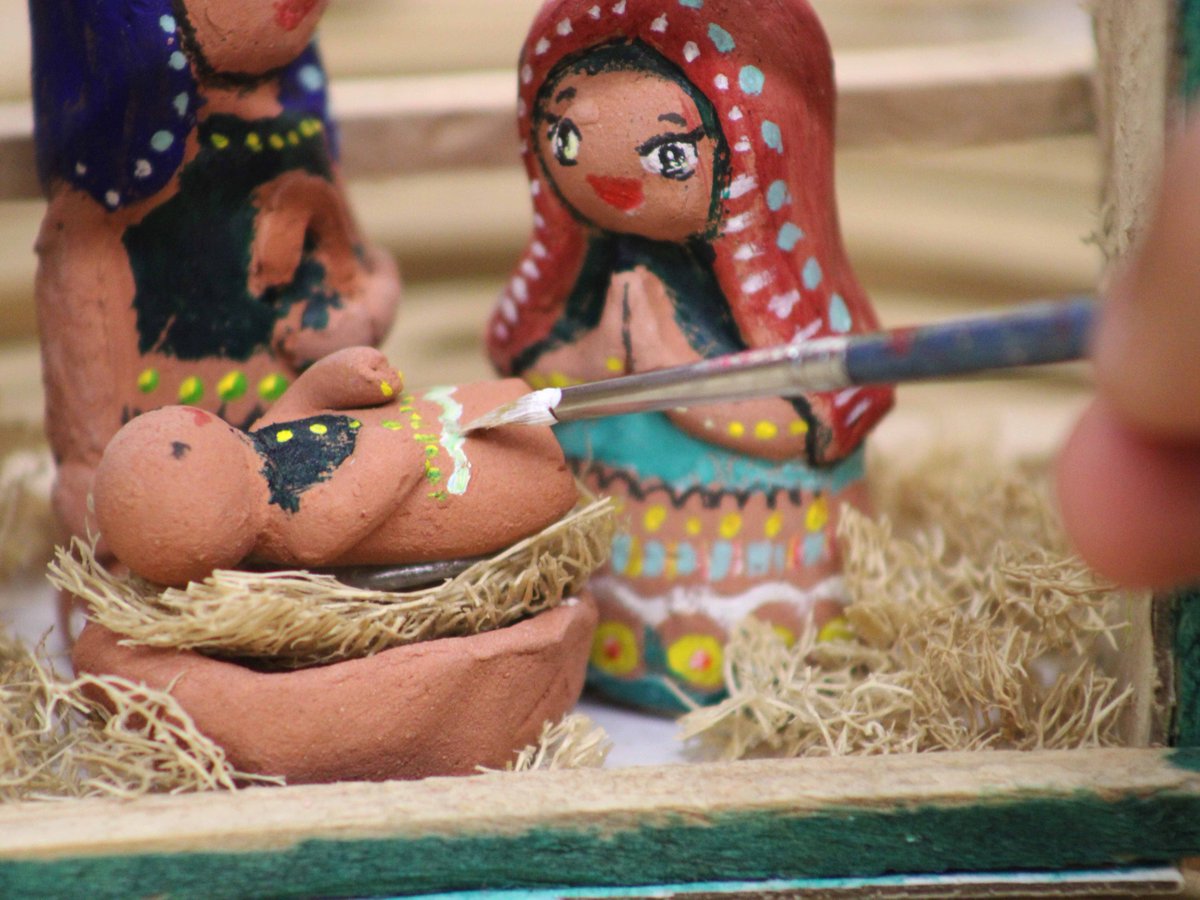 ¿Te gustaría elaborar tu propio nacimiento con tus hijas/os? Los invitamos al taller Nacimiento de barro para niñas/os y adolescentes en cualquiera de las tres fechas: Domingo 27 de noviembre, 4 y 11 de diciembre, de 12 a 14 horas.
👉 ow.ly/m22050LNjZW