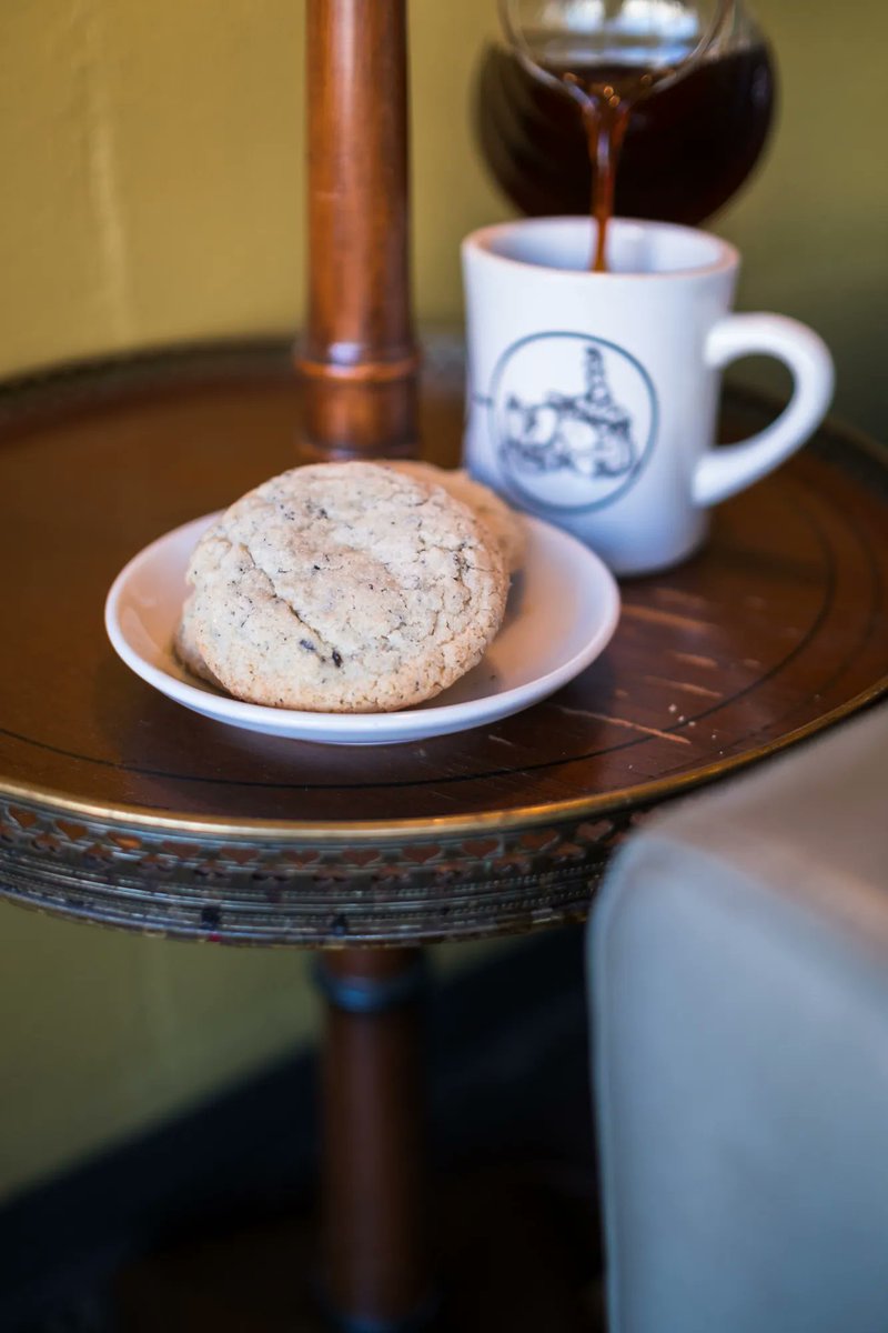 SunergosCoffee's tweet photo. Get your tummy ready for these new treats that are being released today! Read below to check the yummy winter lineup. 

😋  Peppermint Mocha Cookie
😋  London Fog Cookie
😋  Orange Cranberry Muffin
😋  Bacon, Onion, Asiago Biscuit
.
.
.
#sunergoscoffee #treats #liveinlou https://t.co/6lxHxek2Gy