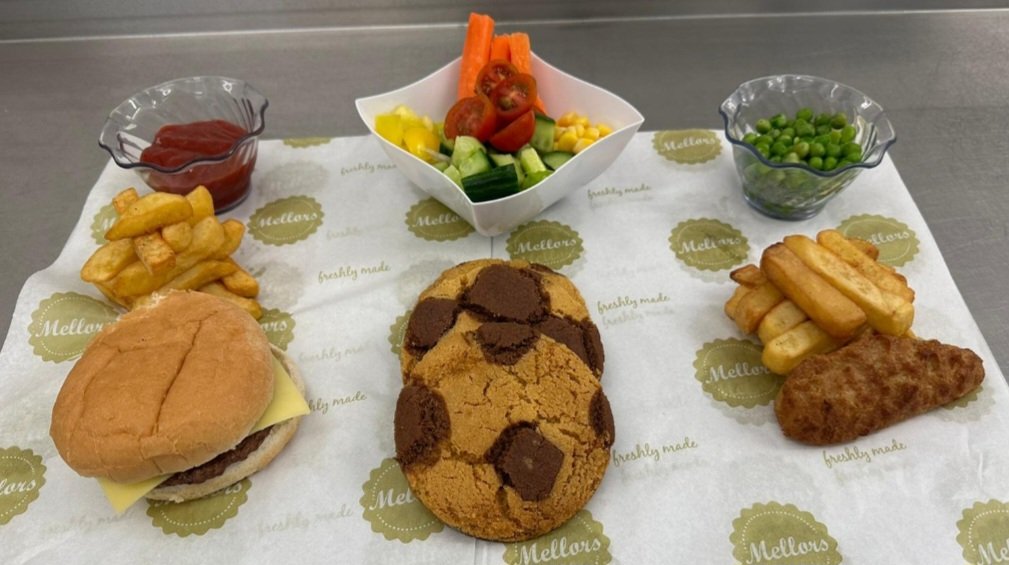 Rebecca Cuthbertson tweet media