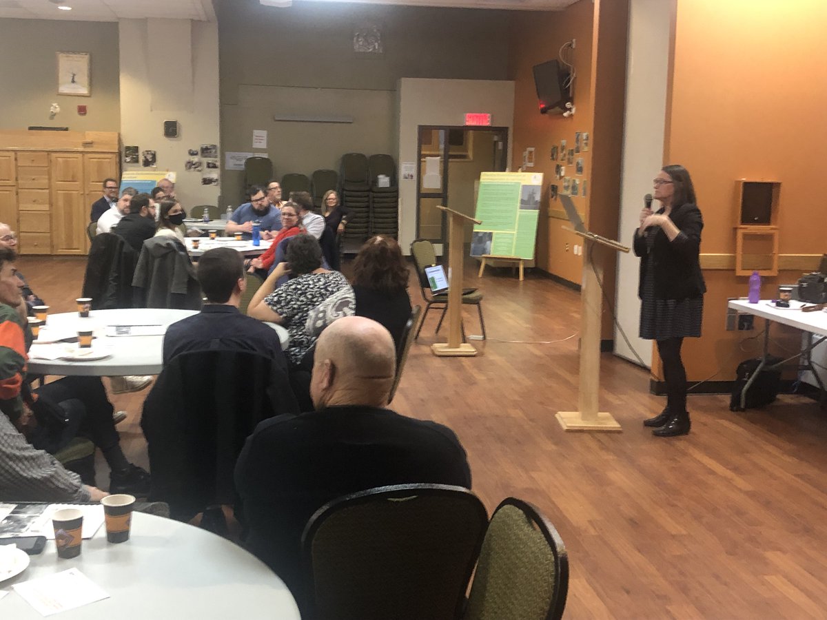 RUI_VG's tweet image. Grande rencontre de la communauté du #vieuxgatineau, tenue le 23 novembre 2022, qui rebrasse les idées, les enjeux et les défis, connus et nouveaux afin de mettre à jour notre plan d'action d'ici le printemps.