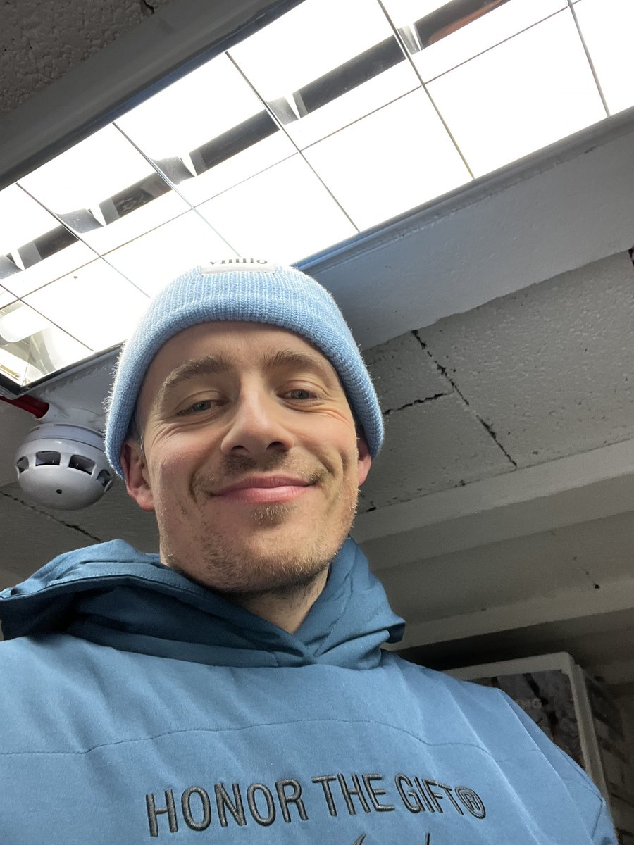 DermotKennedy's tweet photo. What an honour it is to be able to tell you that we raised over €20k for @Barretstown at our Dublin busk the other night. This will help so much with the incredible work that the people at Barretstown do, helping children and their families through really tough situations. https://t.co/OlgmfHw7oS