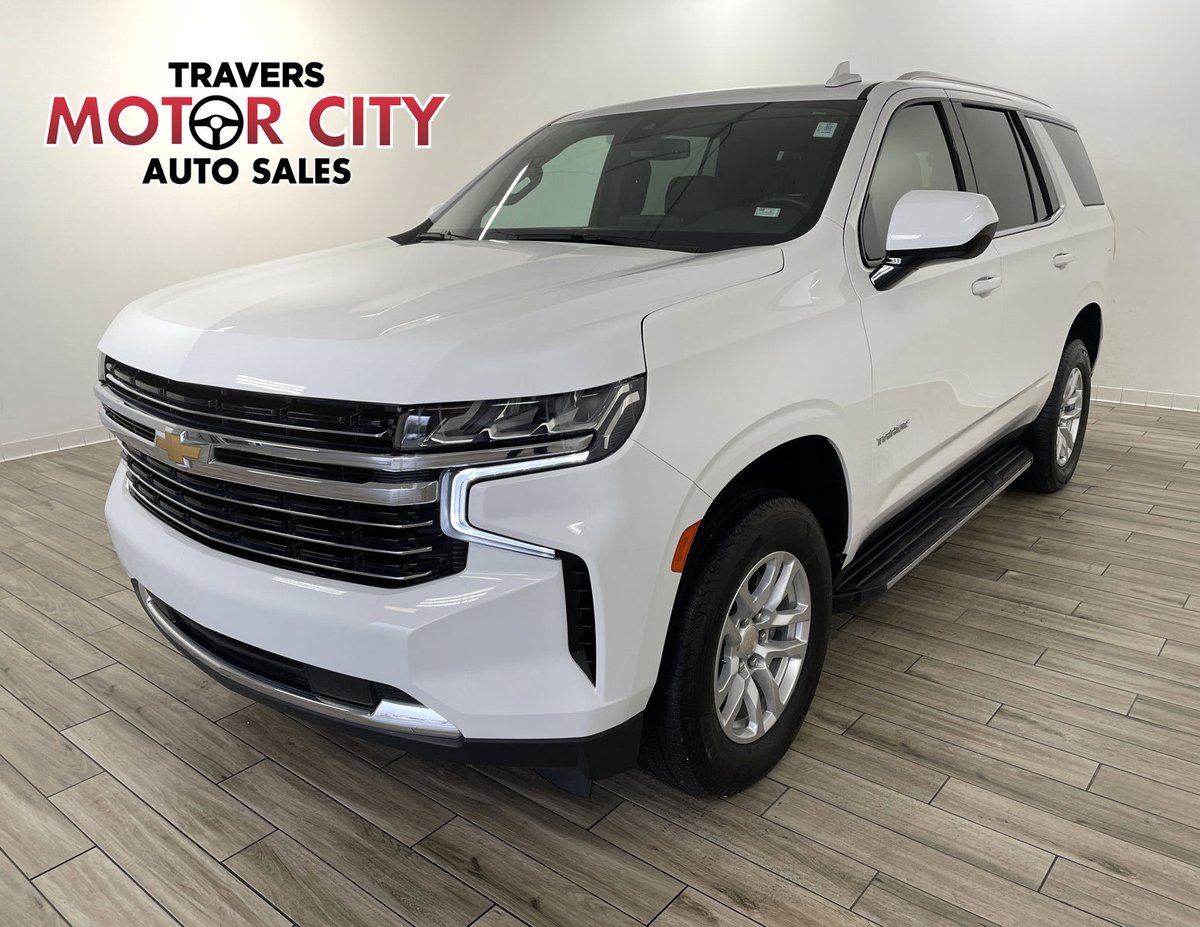 STLMotorCity's tweet photo. You’d have plenty of space for your Black Friday haul in a roomy SUV from Motor City. Check out our selection from all your favorite brands online or swing by and shop today! https://t.co/B6E6H94bCf