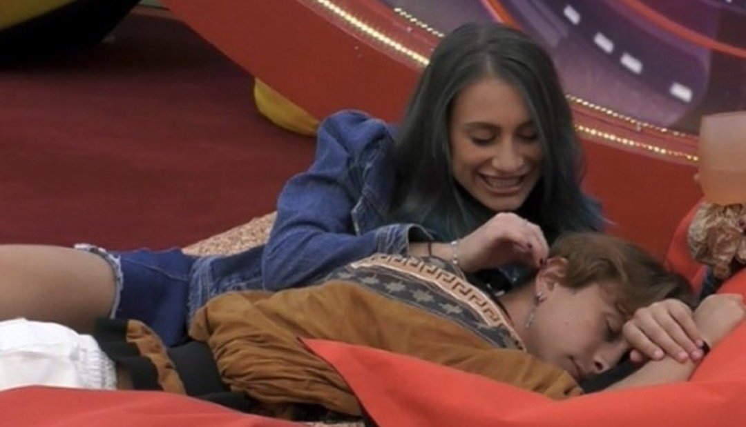 Andrea (Taylor's Version) tweet media