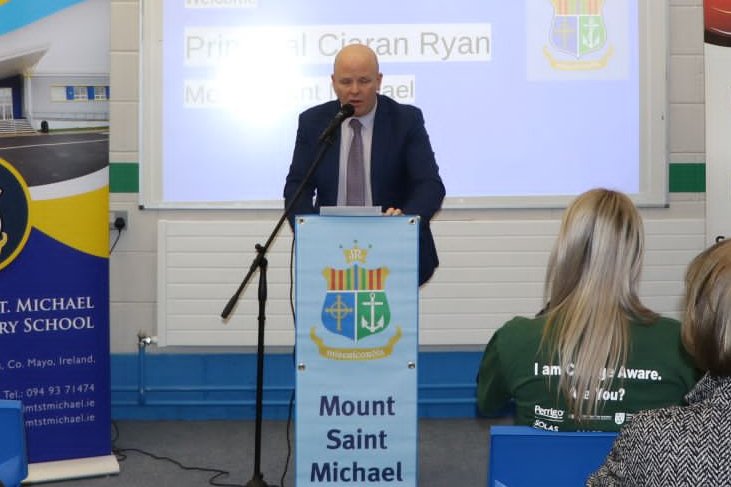 TeenTurn's tweet photo. So this happened...two schools--one all girls one all boys--in rural Ireland got together with some third party help &amp; Dept of Ed guidance to bring Leaving Cert Computer Science to their students. And it's working! https://t.co/pYL91Txa0F