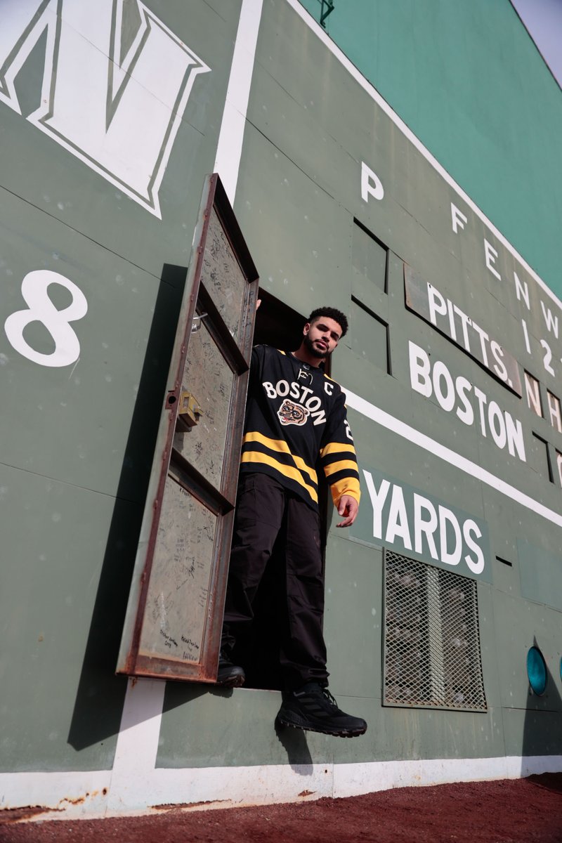 Boston Bruins tweet media