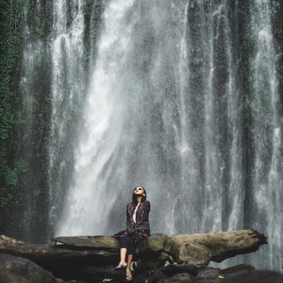 Being by #water helps you stay calm, control temper and expands your feelings of generosity sense of vastness. 

#superwaterman #superwatermansays #bluemind #waterismedicine #innerpeace #powerofwater #aliveness #alivenessmarketing #mentalhealth #wellbeing #wellness #inspiration