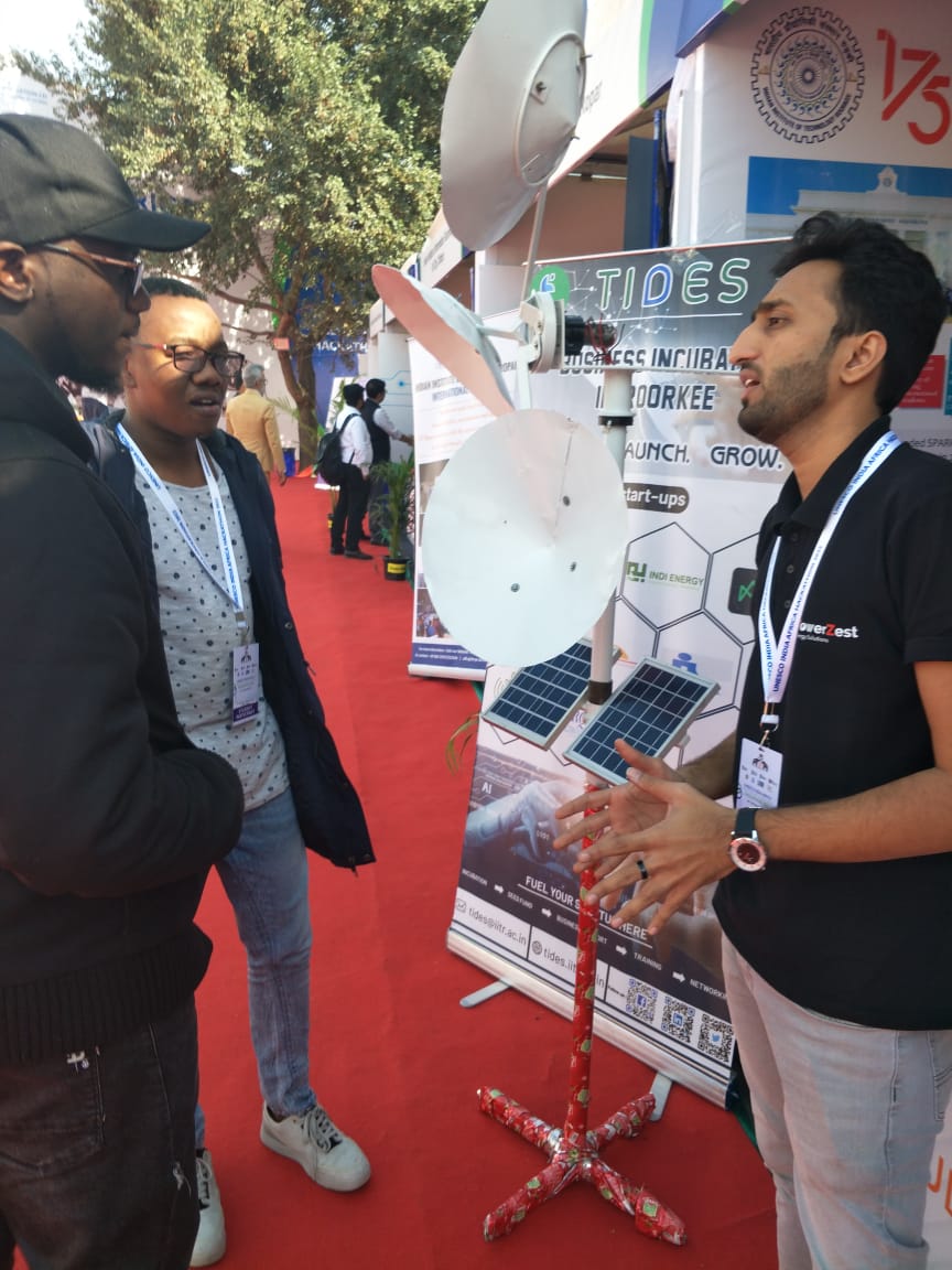 PowerZest's tweet photo. It was an absolute honour for team Powerzest to represent the @iitroorkee at the UNESCO INDIA AFRICA hackathon2022. It was great interacting with delegates from various African countries and understand energy challenges faced by them in the energy sector.
#IndiaAfricaHackathon https://t.co/uJy9Sm74Qq
