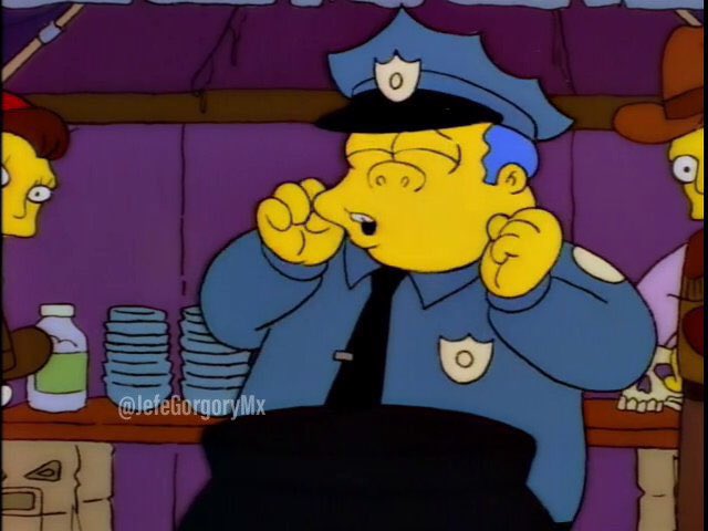 JefeGorgoryMx's tweet photo. Miren quién está aquí: es el argentino llorón. "Ay, ay, ay. Está mal hacer un cántico de las Malvinas, pero está bien hacer uno transfóbico". https://t.co/miuU31wtow